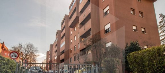 5 rooms Apartment in Bologna, Italy No. 23664 30