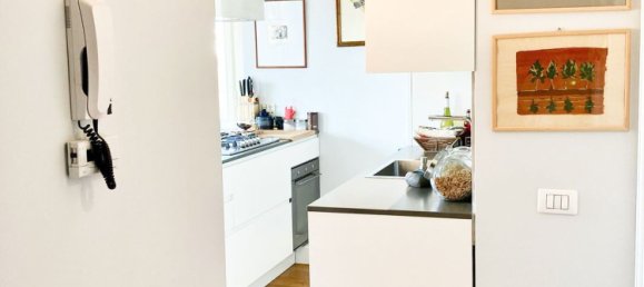 2 rooms Apartment in Florence, Italy No. 49590 13