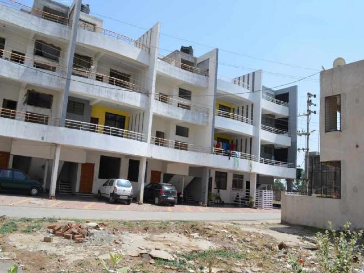 3 bedrooms House in Indore, India No. 17492