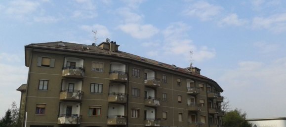 2غرفة عقار تجاري في Montano Lucino, Italy رقم 74992 8