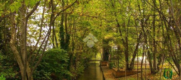 5 غرف نوم فيلا في Marmirolo, Italy رقم 16045 14