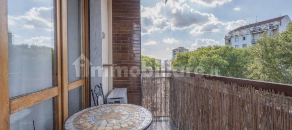 2 bedrooms Apartment in Turin, Italy No. 350571 23