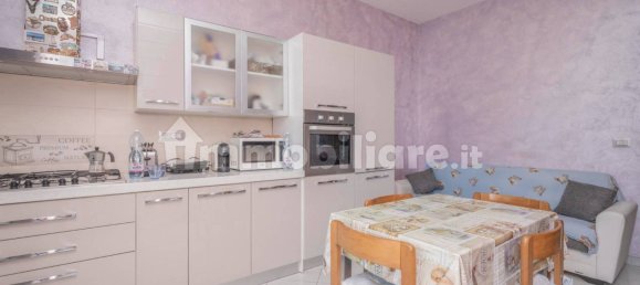 2 bedrooms Apartment in Turin, Italy No. 350571 22