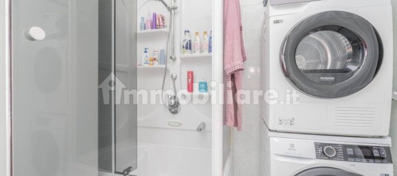 2 bedrooms Apartment in Turin, Italy No. 350571 15