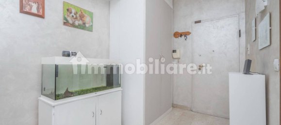 2 bedrooms Apartment in Turin, Italy No. 350571 5