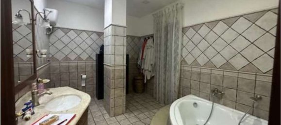 7-salle Maison à Grumo Nevano, Italy No. 13826 33