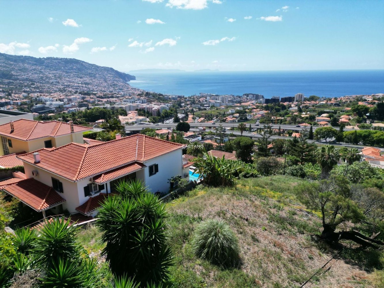 Terrain à Funchal, Portugal 1115m² No. 145724