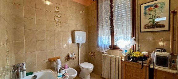 Casa de 3 habitaciónes en Novi di Modena, Italy No. 116816 14