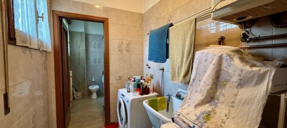 Casa de 3 habitaciónes en Novi di Modena, Italy No. 116816 17