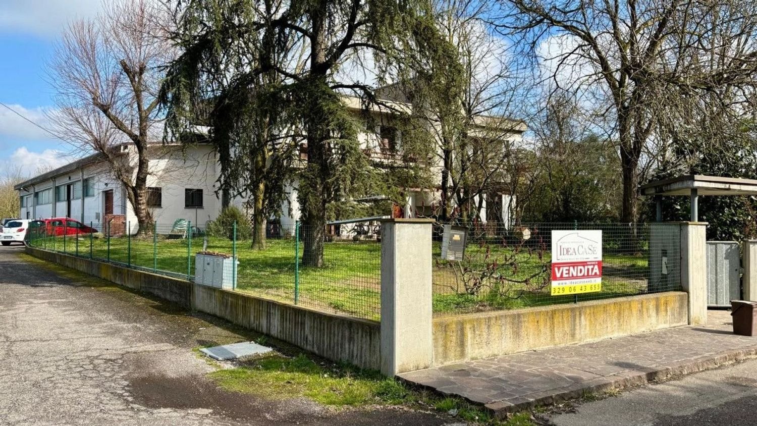 Casa de 3 habitaciónes en Novi di Modena, Italy No. 116816