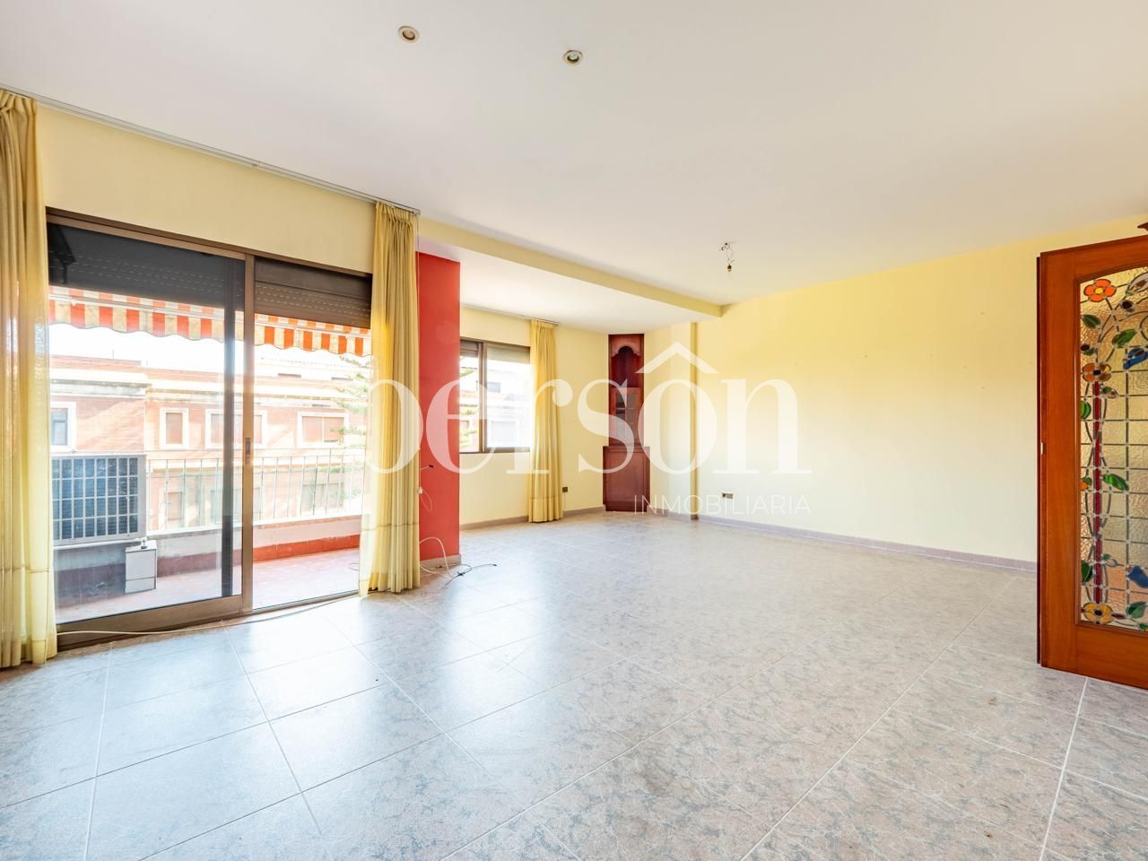 4 bedrooms Apartment in Valencia, Spain No. 193992