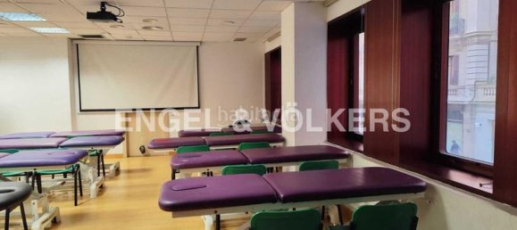 Gewerbliche Immobilie in Gracia, Spain 1150m², Nr. 88019 5