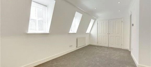 3 bedrooms House in St Johns Wood, United Kingdom No. 7466 8