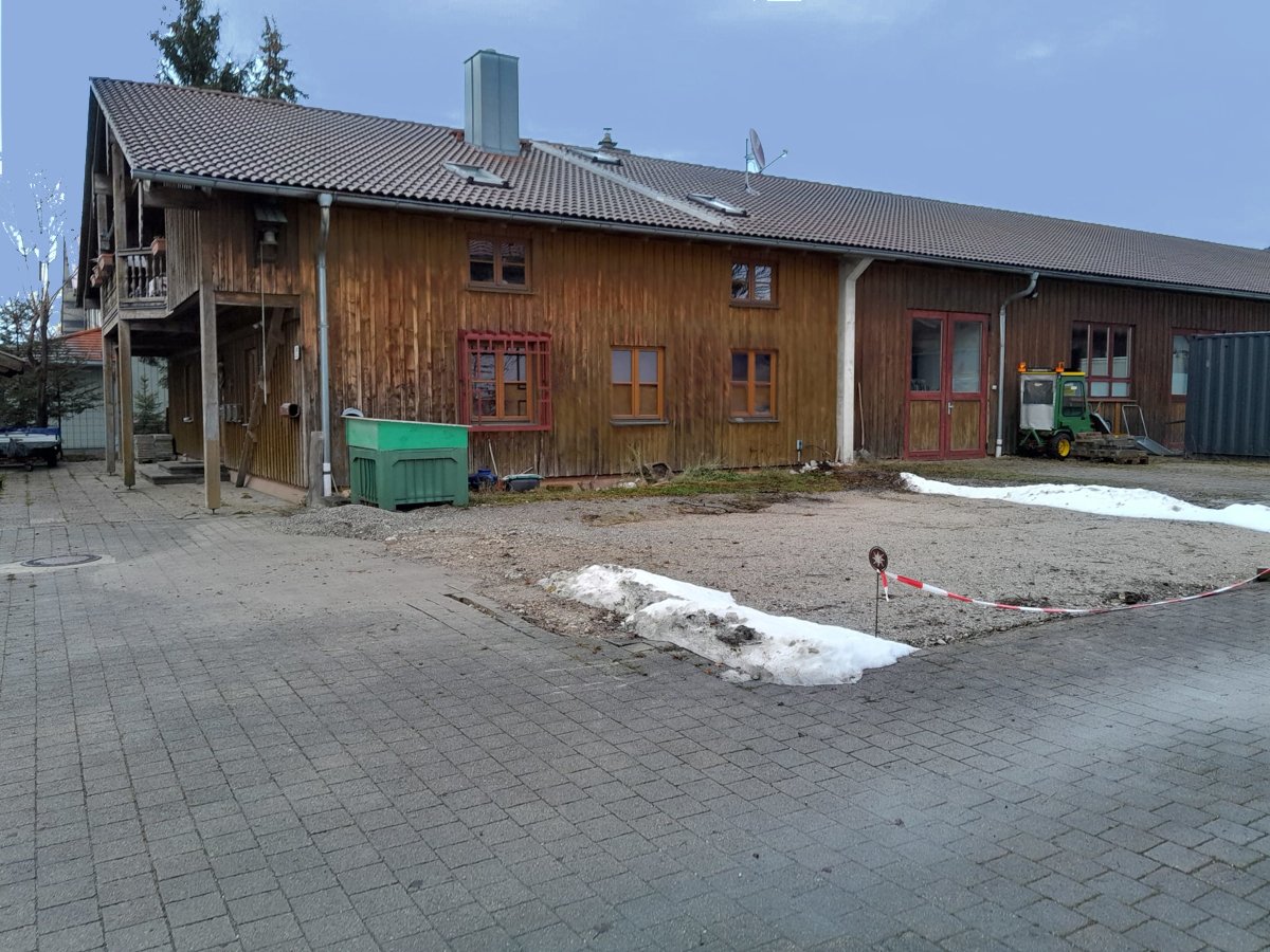 Gewerbliche Immobilie in Bad Tölz-Wolfratshausen, Germany 958m², Nr. 183349