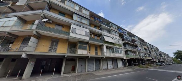 5 rooms Apartment in Catania, Italy No. 43853 4