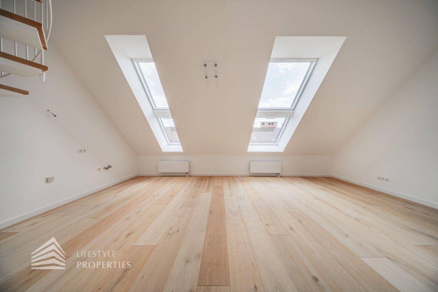 Dúplex de 2 habitaciónes en Wieden, Austria No. 215273