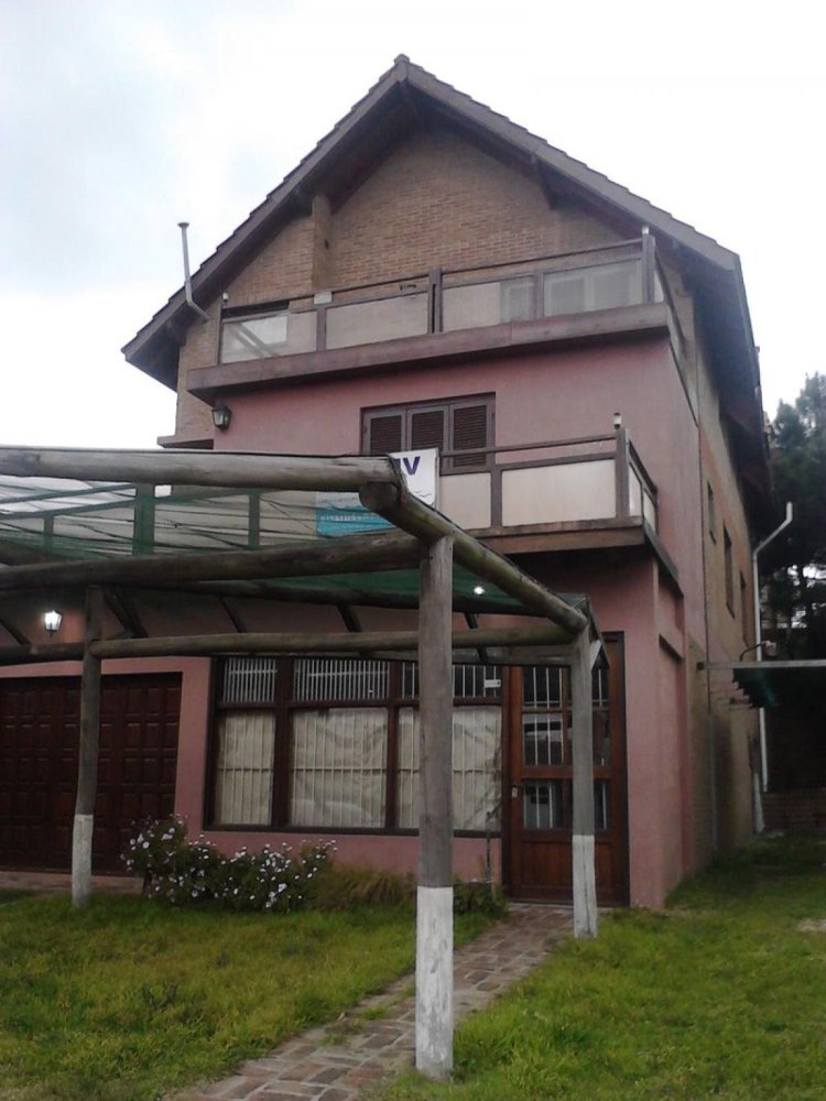 2 bedrooms Apartment in Mar del Plata, Argentina No. 103321