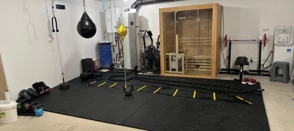 4 bedrooms Castles in Saint-Andre-les-Vergers, France No. 228375 11