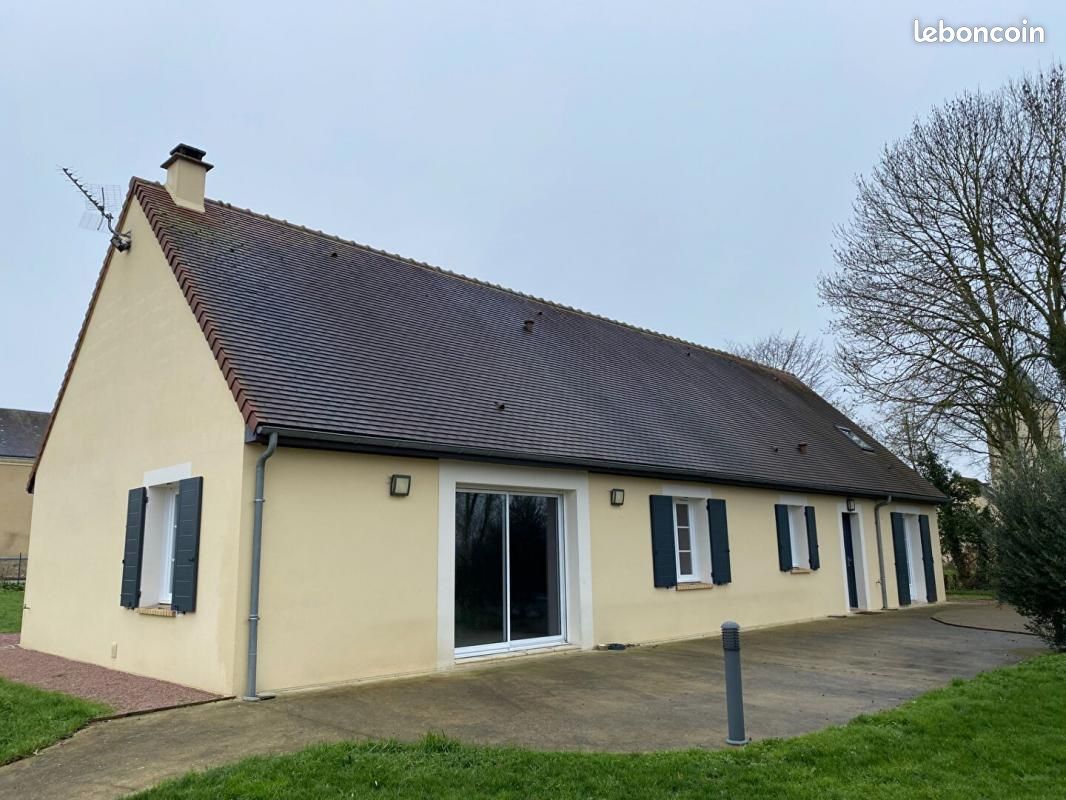 4 غرف نوم منزل في Nogent-le-Rotrou, France رقم 81732