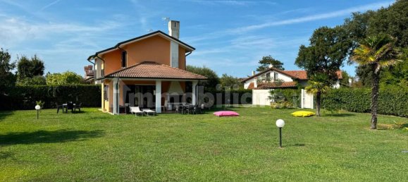 2 bedrooms Villa in Rosolina, Italy No. 354395 3