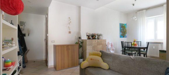 Apartamento de 3 divisões em San Donato Milanese, Italy N.º 41635 9