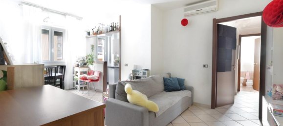 Apartamento de 3 divisões em San Donato Milanese, Italy N.º 41635 2