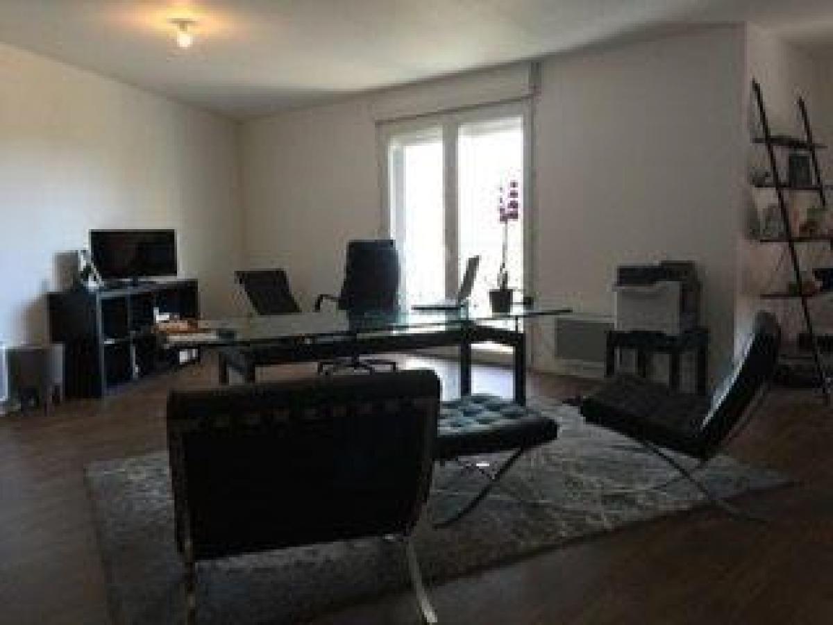 Studio in the Condo in Tours, France No. 4129