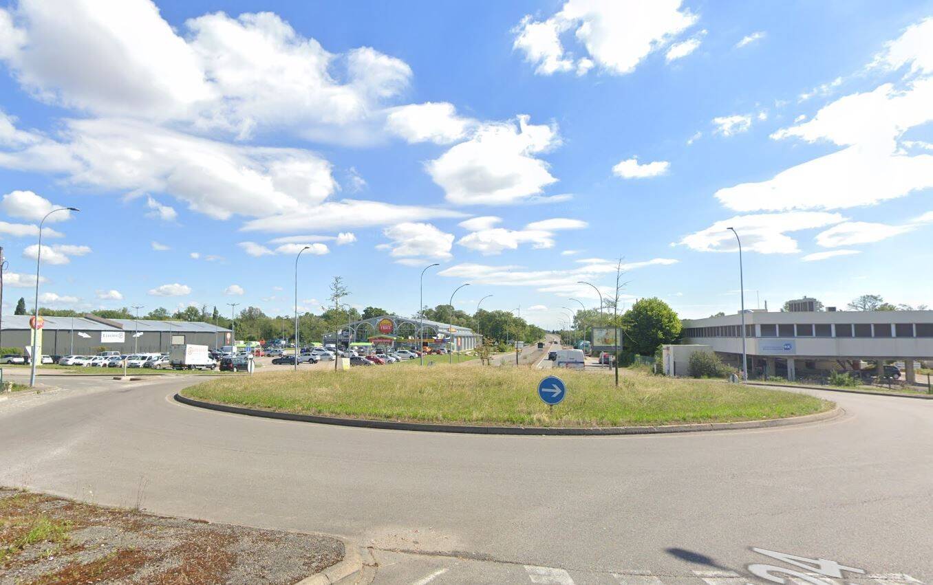 Parking à Dijon, France 325m² No. 328635