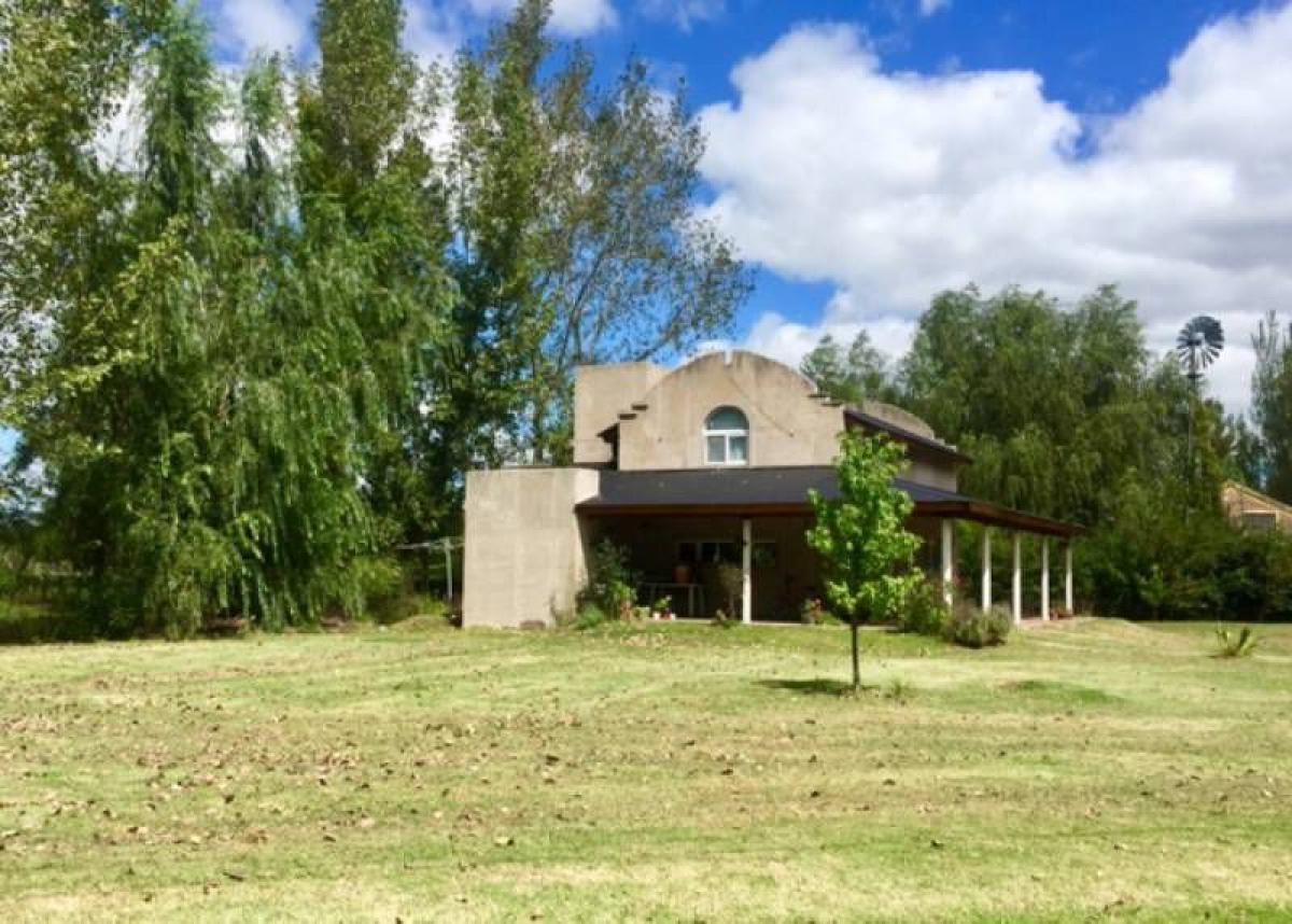 Studio in Marcos Paz, Argentina No. 59460