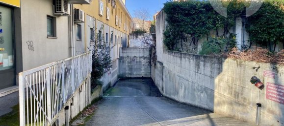 Propriété commerciale à Gorizia, Italy 90m² No. 182264 17