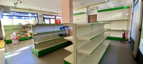 Propriété commerciale à Gorizia, Italy 90m² No. 182264 10