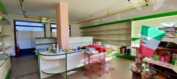 Propriété commerciale à Gorizia, Italy 90m² No. 182264 5