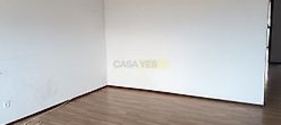 Apartamento de 2 dormitorios en Benavente, Portugal No. 14087 10