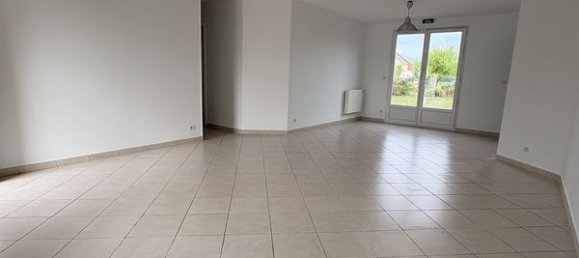 Casa de 4 dormitorios en Bourges, France No. 281747 4