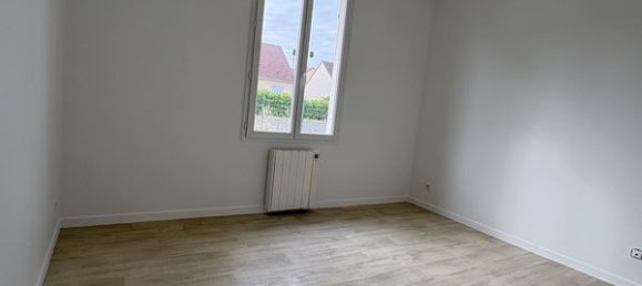 Casa de 4 dormitorios en Bourges, France No. 281747 12