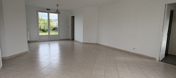 Casa de 4 dormitorios en Bourges, France No. 281747 3