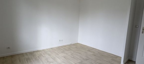 Casa de 4 dormitorios en Bourges, France No. 281747 8