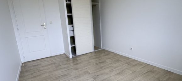 Casa de 4 dormitorios en Bourges, France No. 281747 13