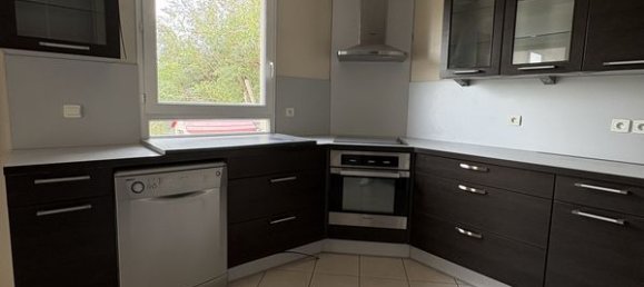 Casa de 4 dormitorios en Bourges, France No. 281747 19