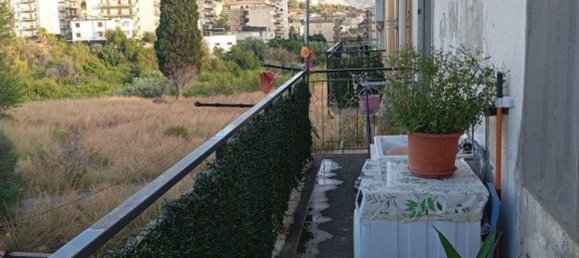 5 rooms Apartment in Reggio Calabria, Italy No. 298862 4