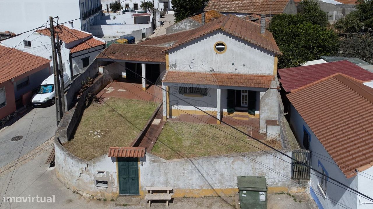 Casa de 2 dormitorios en Alenquer, Portugal No. 50856