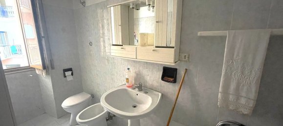 5-salle Appartement à Vico del Gargano, Italy No. 24669 4