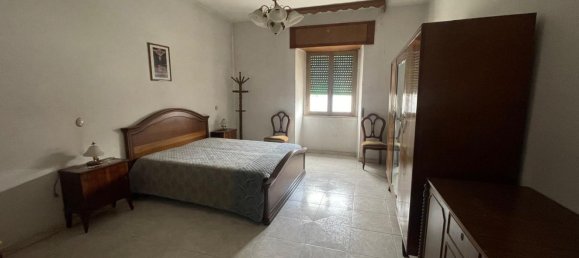 5-salle Appartement à Vico del Gargano, Italy No. 24669 9