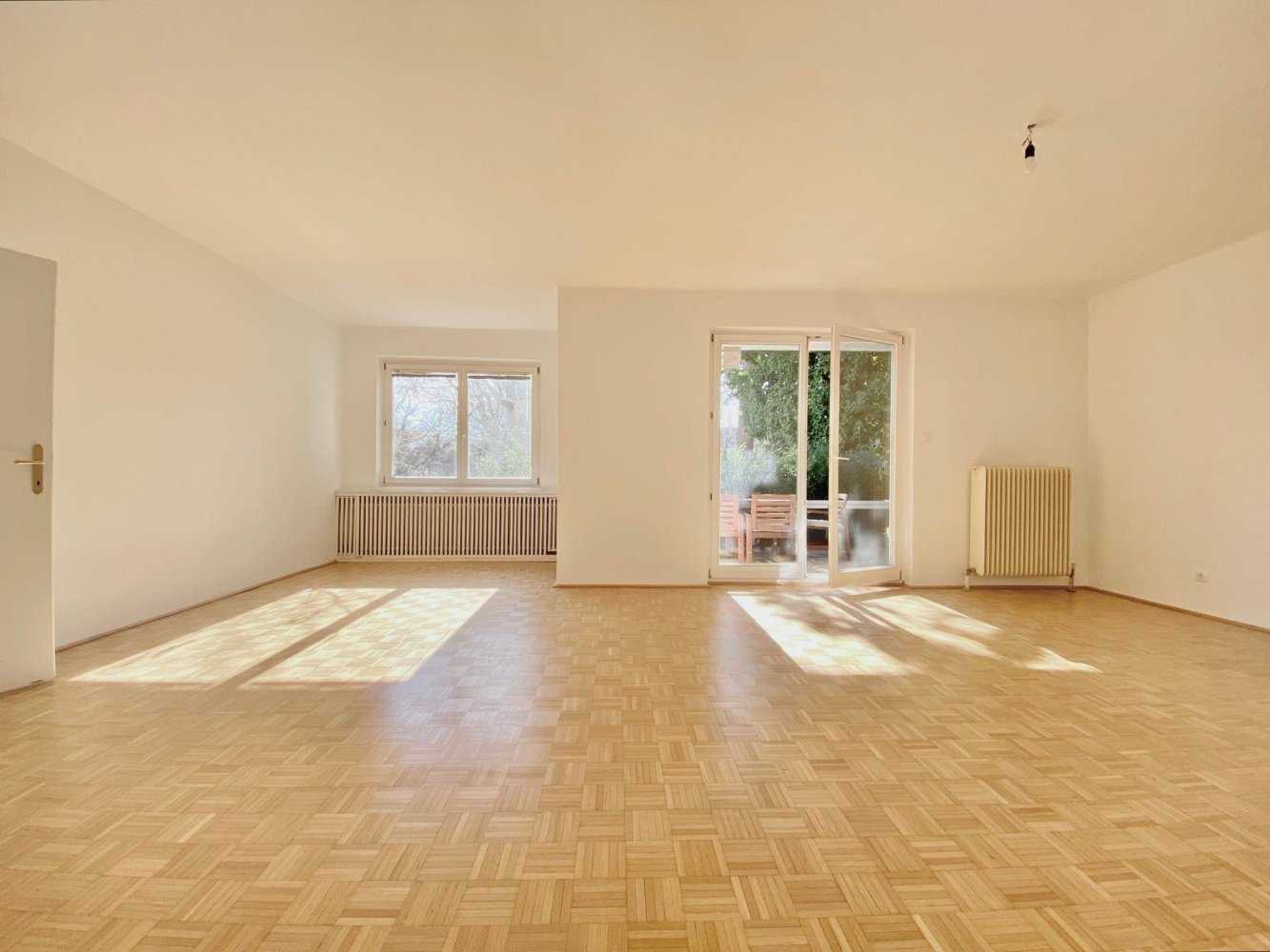 6 rooms Apartment in Dobling, Austria No. 182558