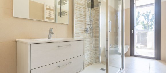 3غرفة شقة في Seregno, Italy رقم 271923 18