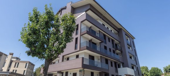 3غرفة شقة في Seregno, Italy رقم 271923 50