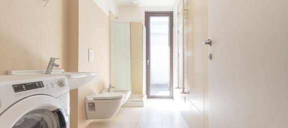 3غرفة شقة في Seregno, Italy رقم 271923 30