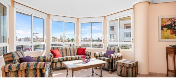 5 bedrooms Apartment in Torrevieja, Spain No. 40805 3