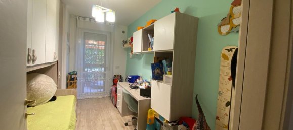 6 chambres Appartement à Taranto, Italy No. 327236 2