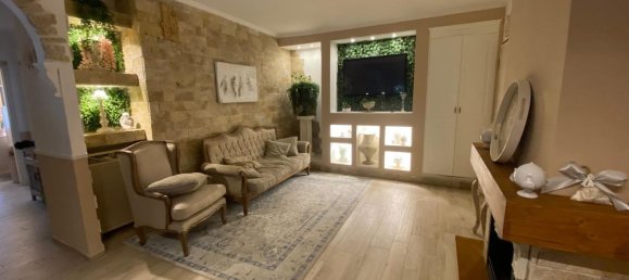 6 chambres Appartement à Taranto, Italy No. 327236 16